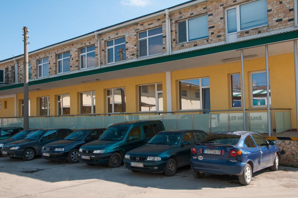 Hostel Izida 2 Dobrič Exteriér fotografie
